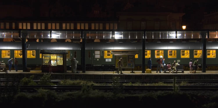 Night at the station (04-03-2008)
