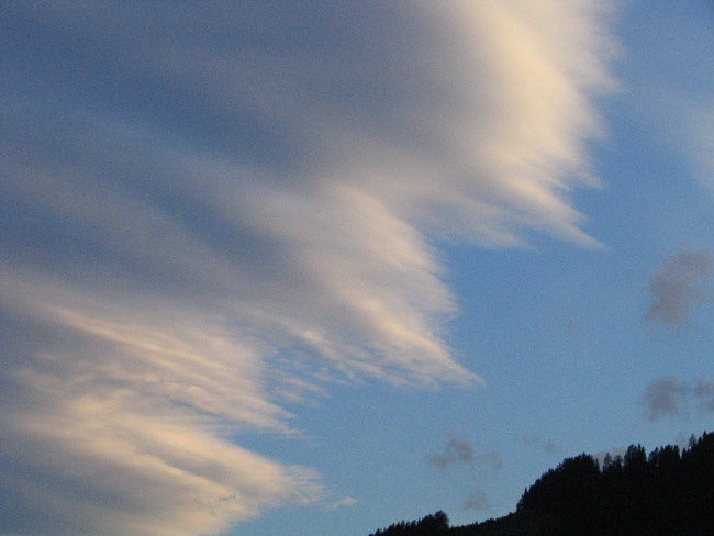 Clouds (04-07-2004)